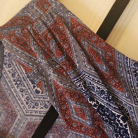 Daisy Fuentes Sleeveless Blue And Red Geometric Print V-Neck Dress Size Petite M - Picture 9 of 10